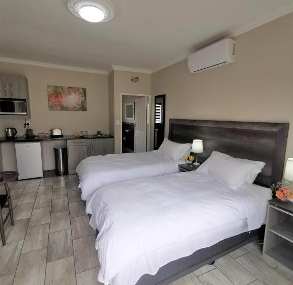 Пансион Up21 Guest House