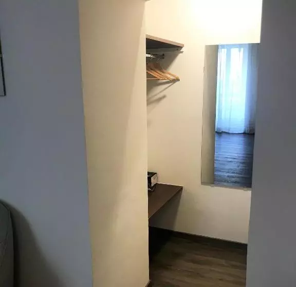 Residence Piazza Giotti 8