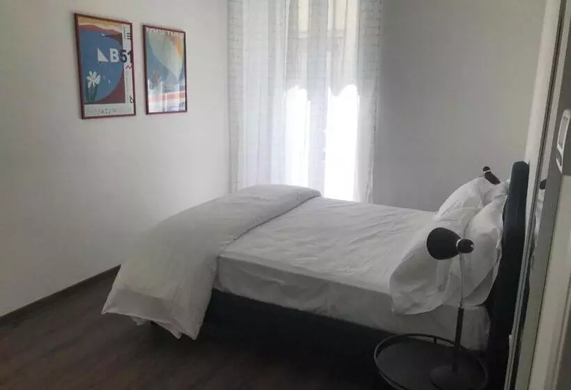 Residence Piazza Giotti 8