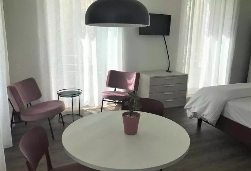Residence Piazza Giotti 8