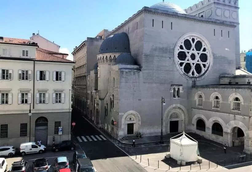 Residence Piazza Giotti 8