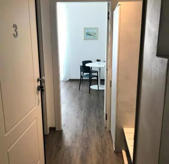 Residence Piazza Giotti 8