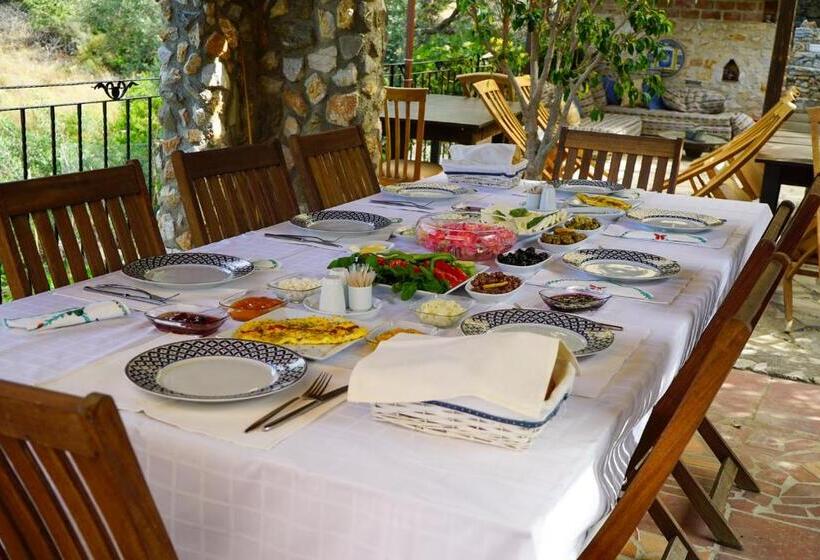 şato Triopia Butik Otel