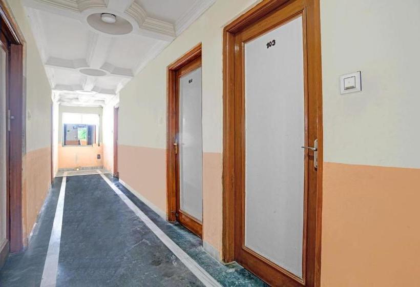 Отель Capital O 82005  Shree Villa