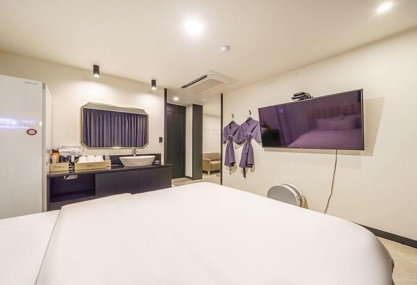 Cheongju Hotel Dictionary