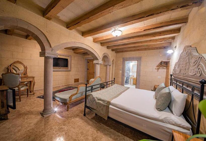 هتل Cratus Stone Palace