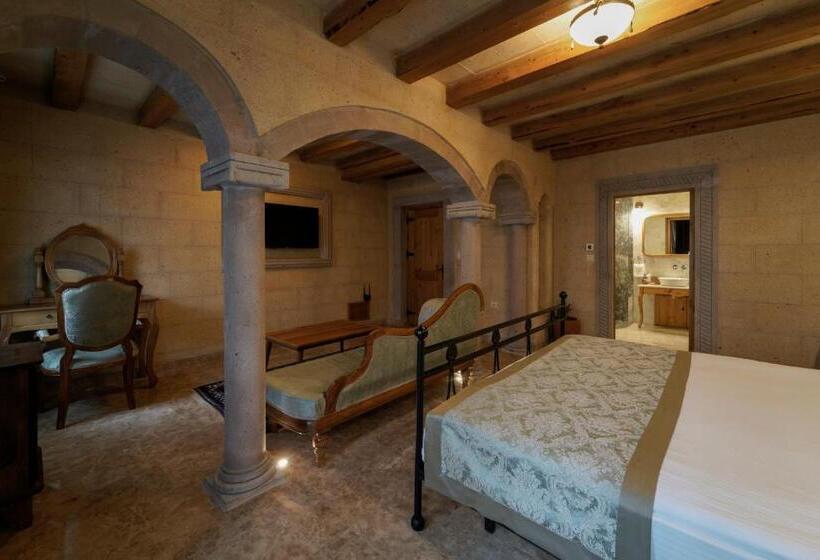 هتل Cratus Stone Palace