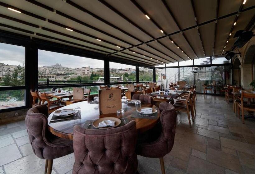 هتل Cratus Stone Palace