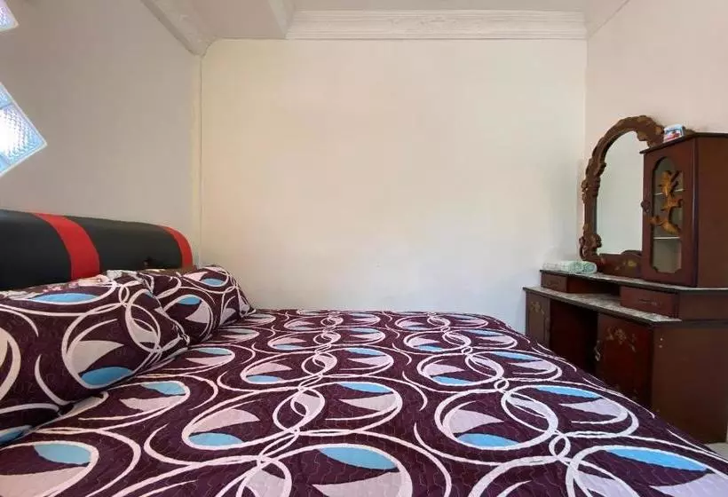 ホテル Oyo 90331 D Jj Homestay