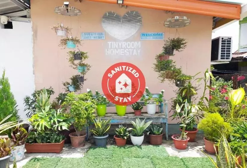 ホテル Oyo 90333 Tiny Room Homestay