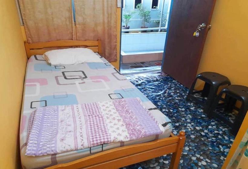 فندق Oyo 90333 Tiny Room Homestay