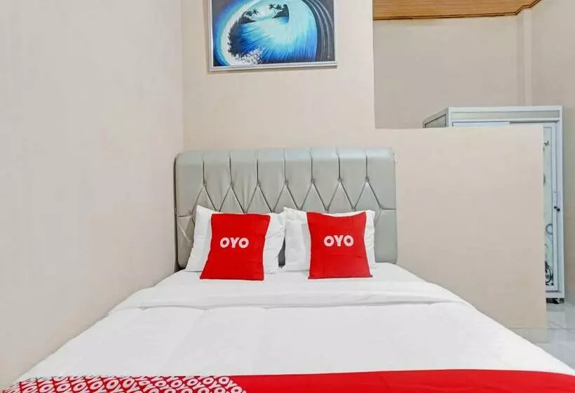 هتل Oyo 90602 Guest House Marisa Syariah