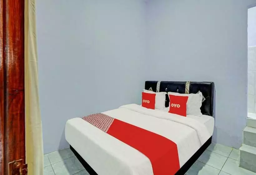 هتل Oyo 90604 Menara Sakti Syariah Homestay