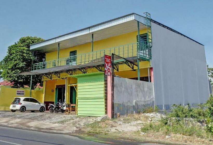 فندق Oyo 90604 Menara Sakti Syariah Homestay