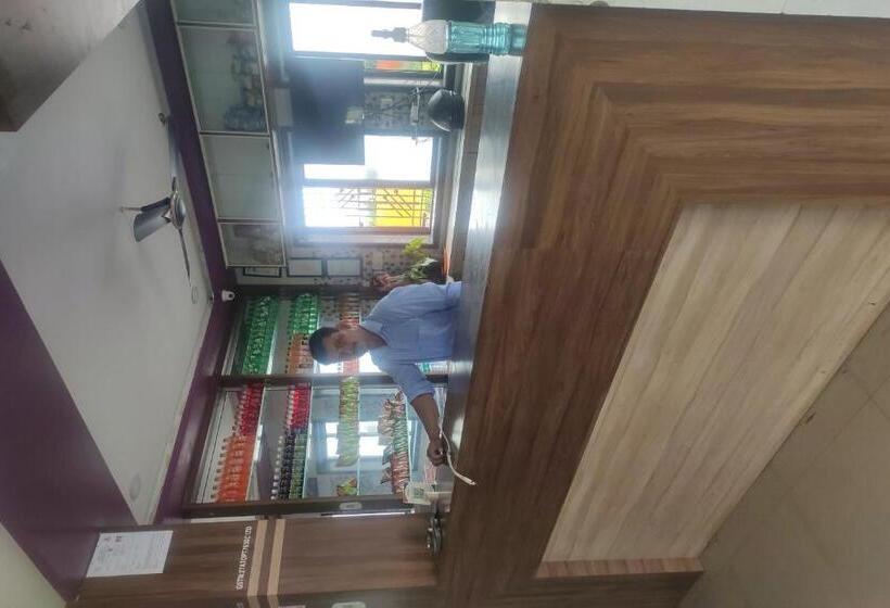 בית מלון כפרי Spot On 82247  Prakashgadh