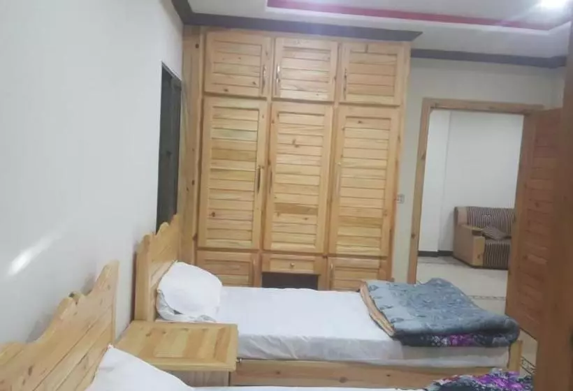 هتل Zujaja Guest House