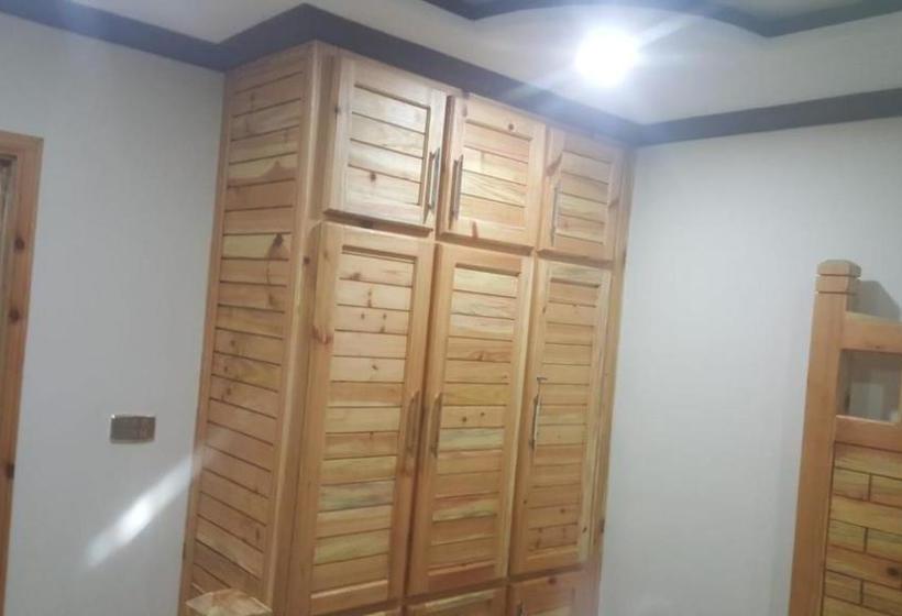 هتل Zujaja Guest House