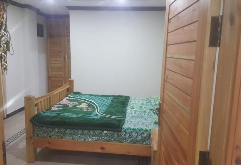 هتل Zujaja Guest House