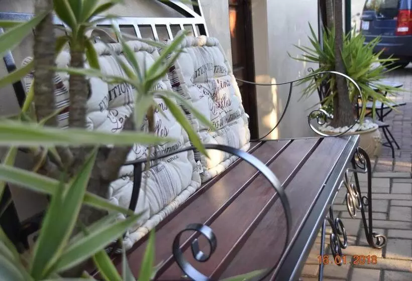 ペンション Luxury @ 4 Star Guest House