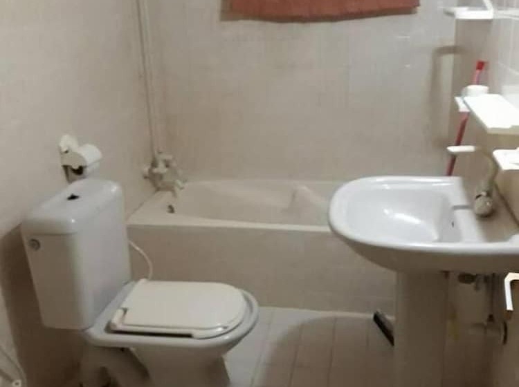 پانسیون Royal Guest House