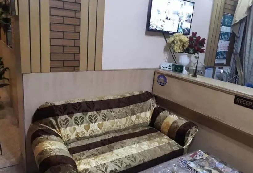 پانسیون Royal Guest House