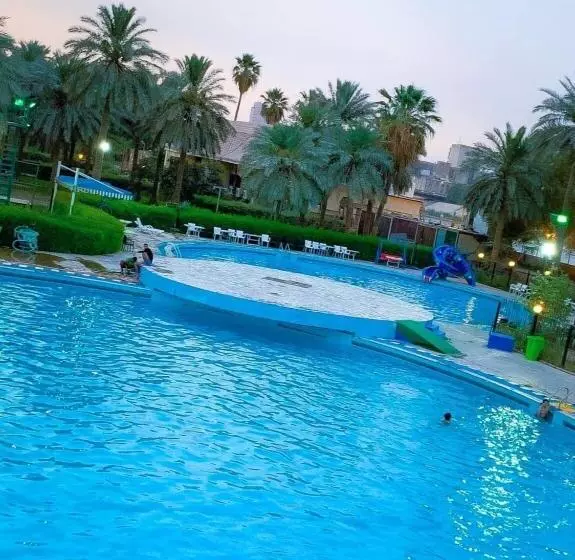 هتل Almansour