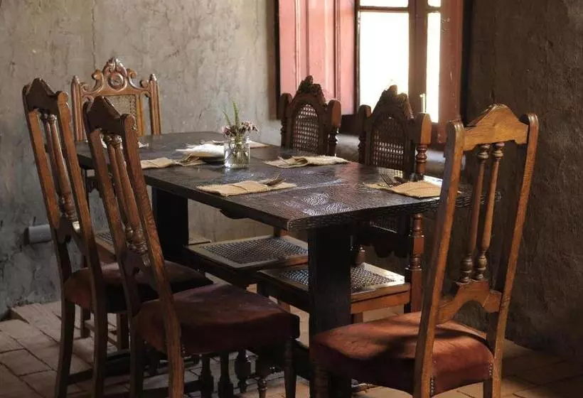 ホテル Boutique Casona Violeta