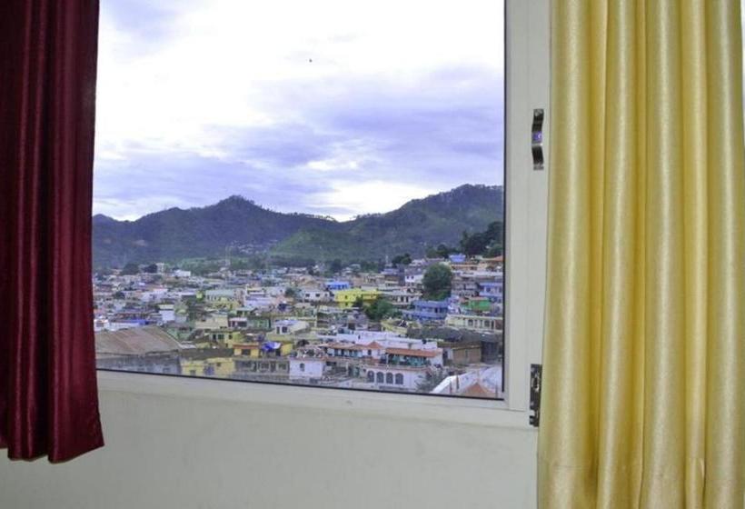 בית מלון כפרי Goroomgo Chand Regency Nainital