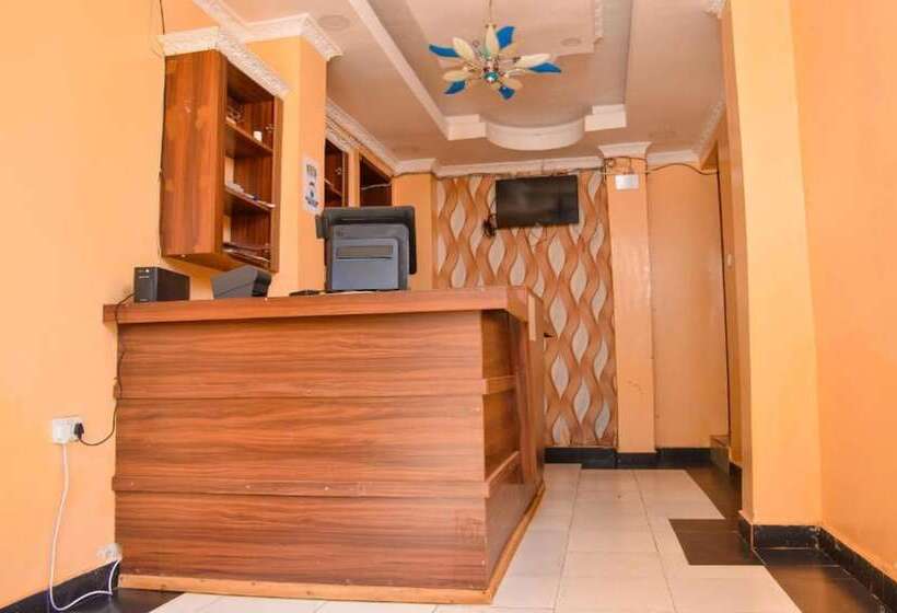 هتل Consular Resort Meru