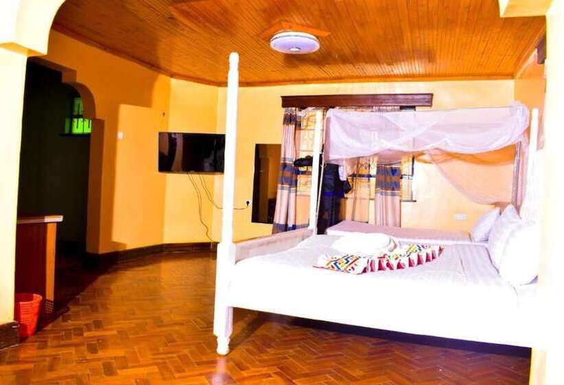 هتل Consular Resort Meru