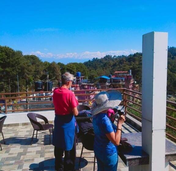 هتل Himalayan Glacier