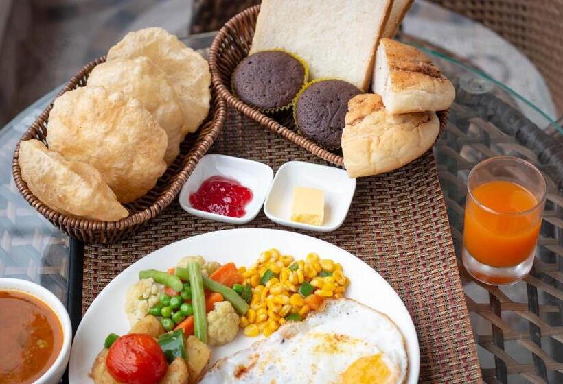 هتل Himalayan Glacier