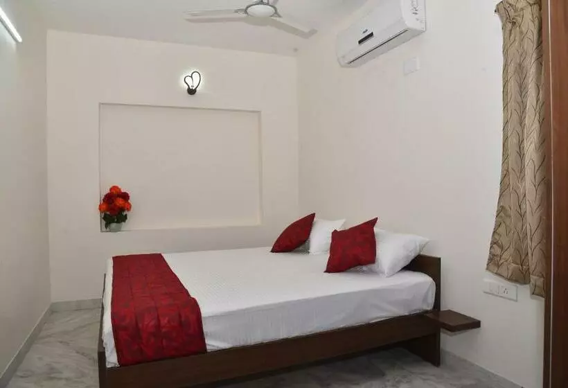 ホテル Home Stay @ Kommiya Inn
