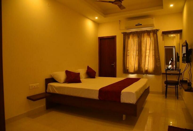 酒店 Home Stay @ Kommiya Inn