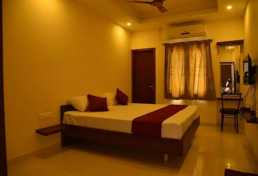 ホテル Home Stay @ Kommiya Inn