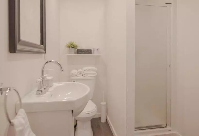 Hotelli Jaune Hôtel Boutique