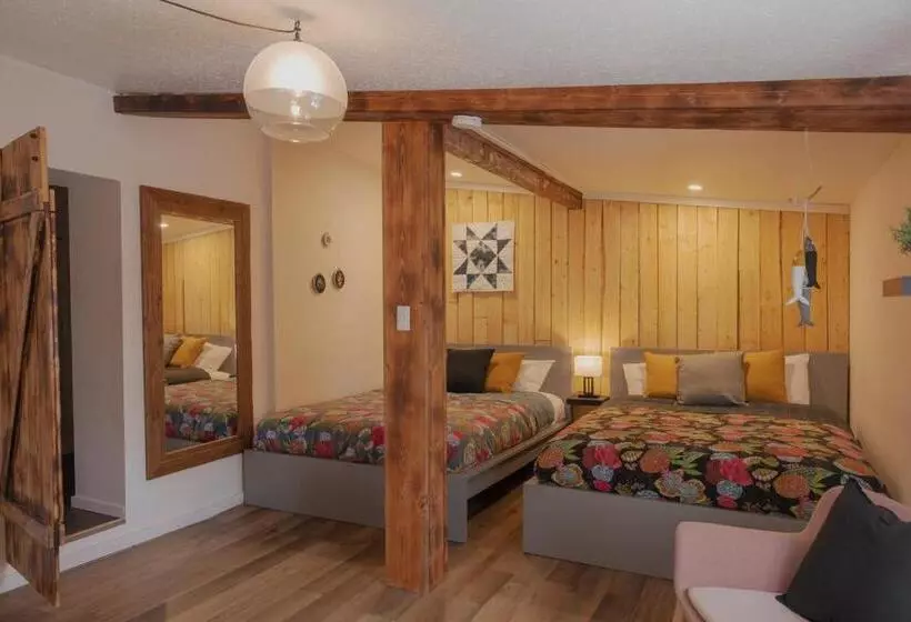 Hotelli Jaune Hôtel Boutique