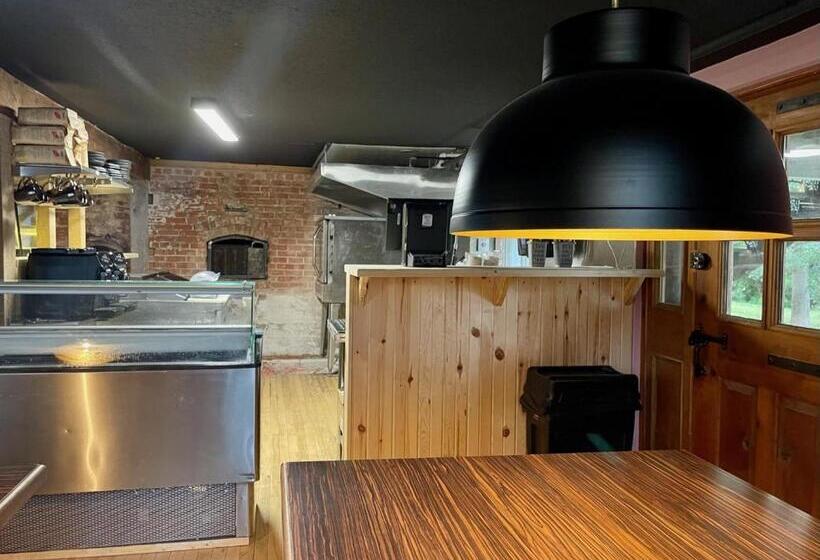 فندق Jaune Hôtel Boutique