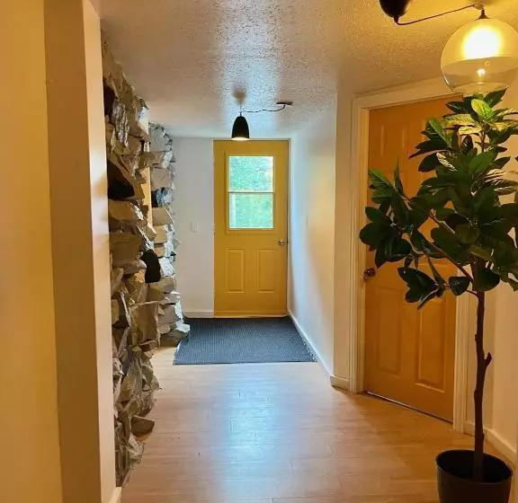 Hotelli Jaune Hôtel Boutique