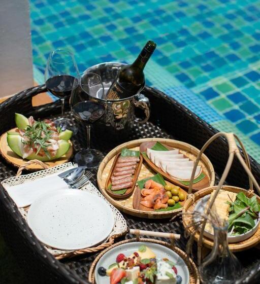 Отель Thantara Resort Chiangmai