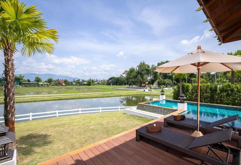 Отель Thantara Resort Chiangmai
