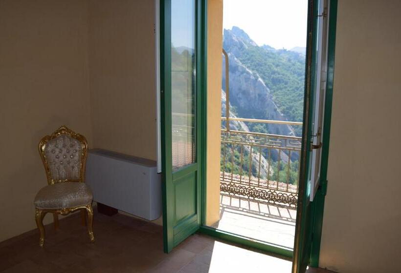 پانسیون Arm  Gervasio La Residenza