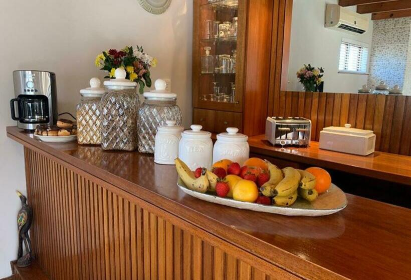 פנסיון Nonisands Guesthouse