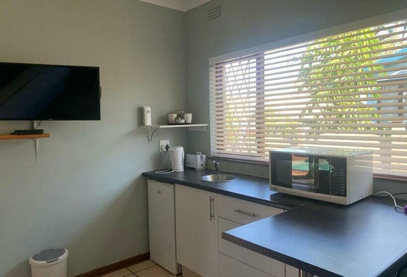 פנסיון Nonisands Guesthouse