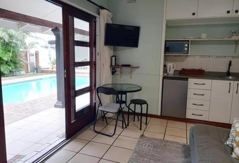 Majatalo Nonisands Guesthouse