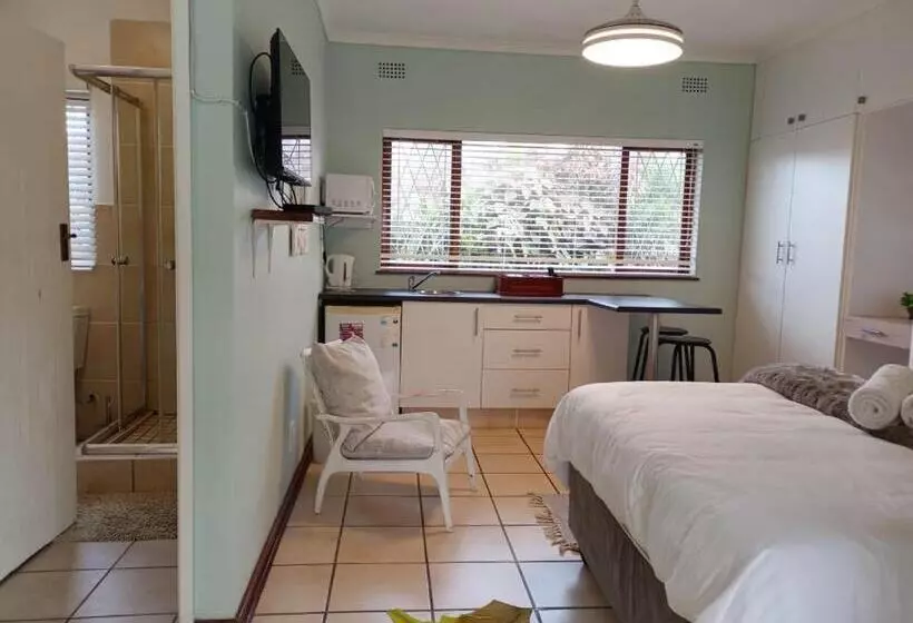 Majatalo Nonisands Guesthouse