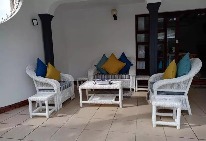 Majatalo Nonisands Guesthouse