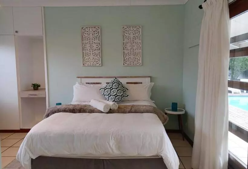 Majatalo Nonisands Guesthouse