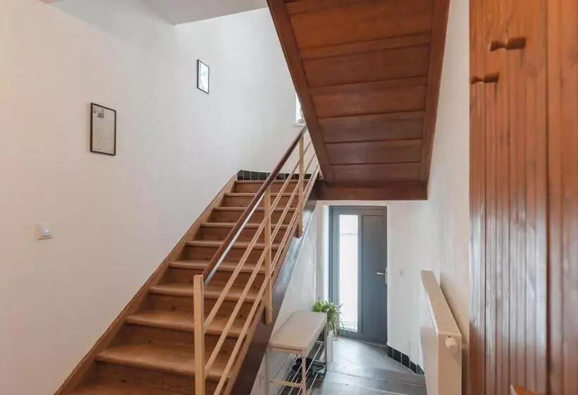 Aamiaismajoitus (B&B) Kozlova Vila