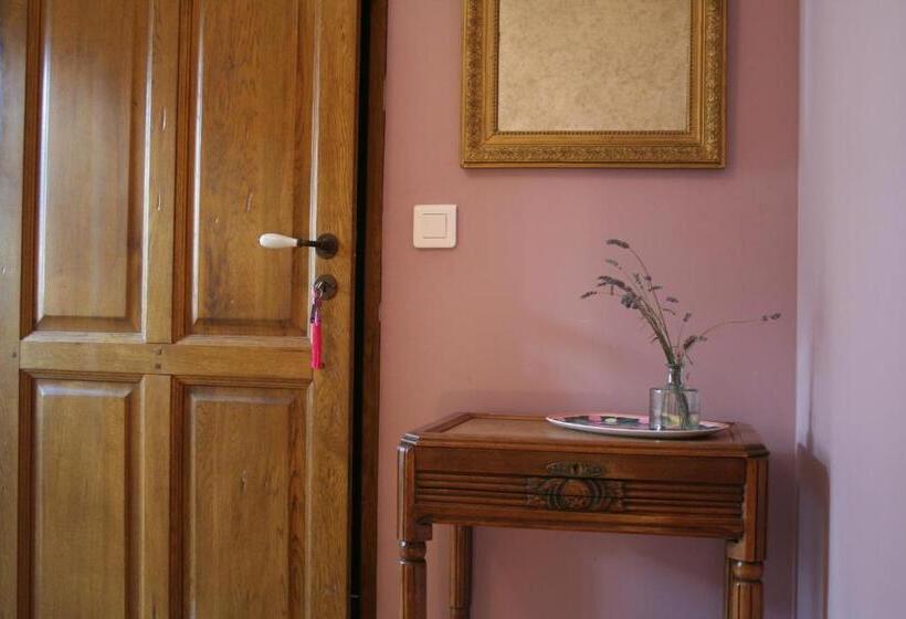 Bed and Breakfast La Magnanerie De Dions